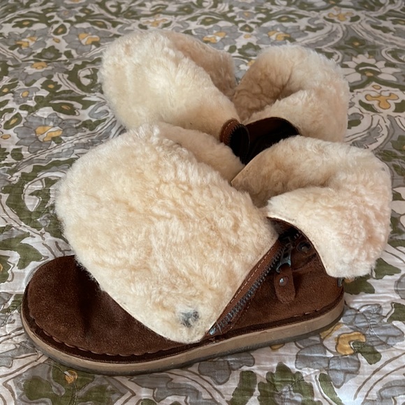 RJ’S Fuzzies Trixie Sheepskin Leather Boots Size L6 - Picture 5 of 7
